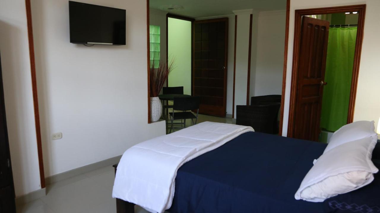 Hostal Pelikan Taganga Buitenkant foto