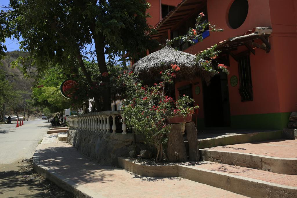 Hostal Pelikan Taganga Buitenkant foto