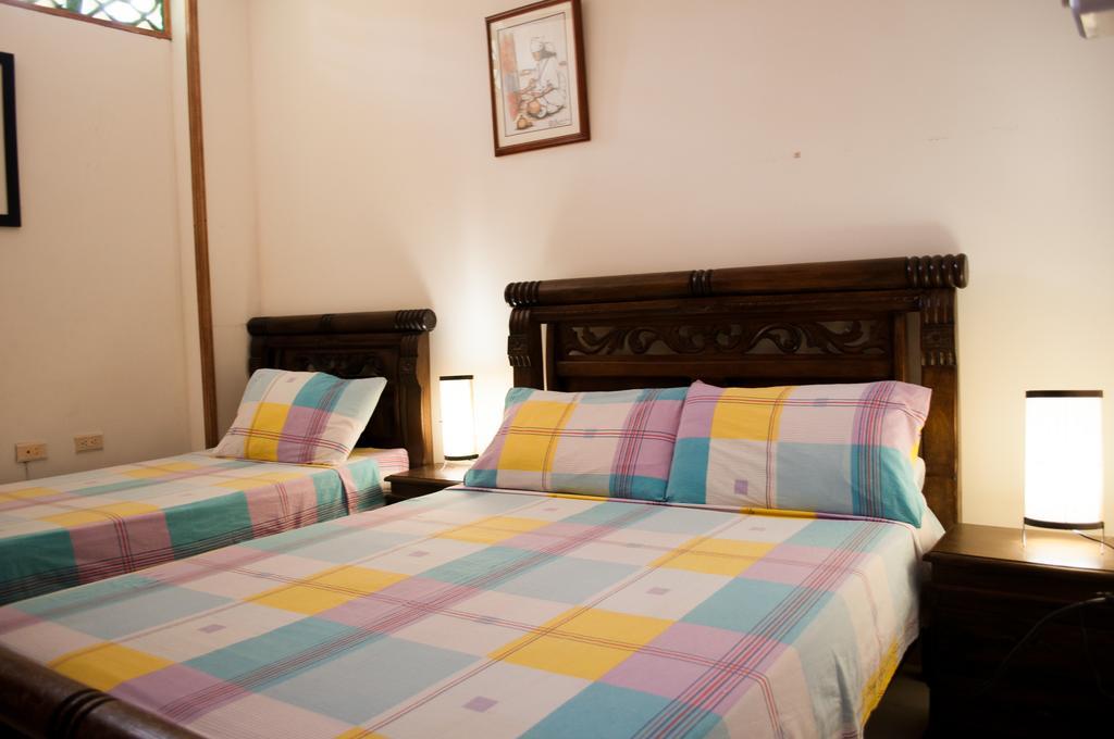 Hostal Pelikan Taganga Buitenkant foto